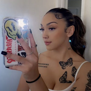 Meet your Posher, Hope